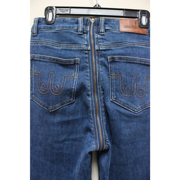 Fashion Brand Company Easy Access Boob Zipper High Rise Jeans Size Small - Picture 7 of 8